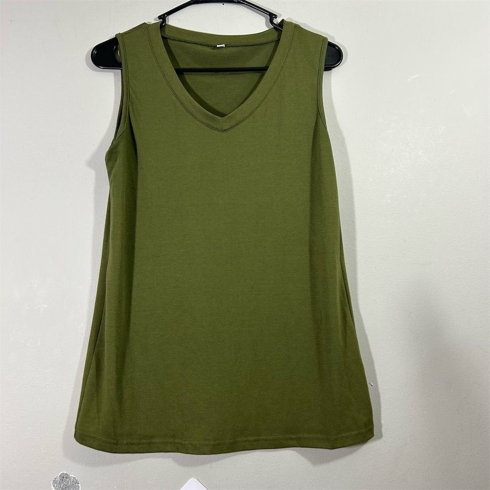 Unbranded V-Neck Tank Top Womens Small Olive Green  Sleeveless Basic